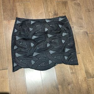 Robert Rodriguez black scalloped skirt sz 6